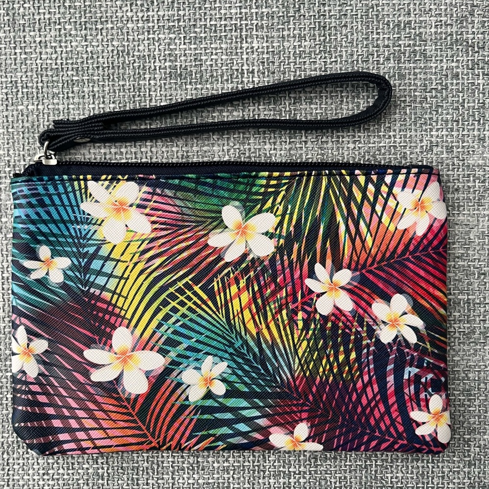 NWOT Hawaiian rainbow plumeria wristlet